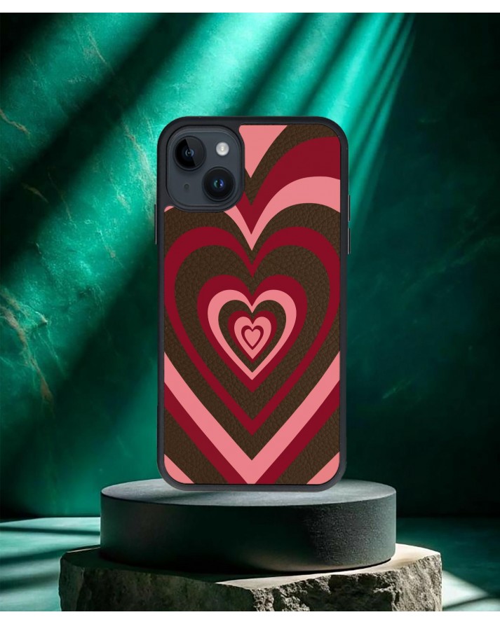 Kalp Baskılı Kahverengi Deri Telefon Kılıfı