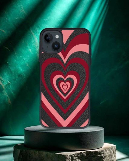 Kalp Baskılı Siyah Deri Telefon Kılıfı